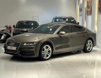 Audi
              A7